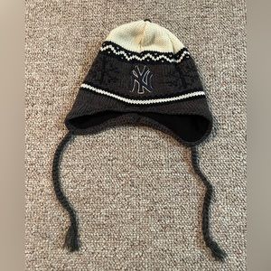 Yankees winter hat